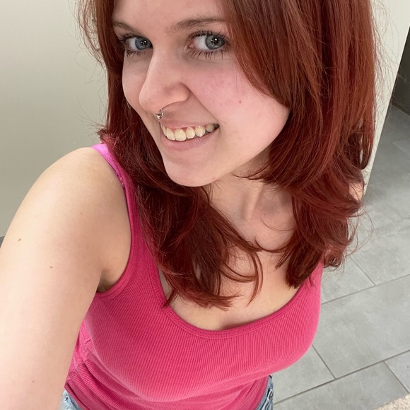 Meet your Posher, Maddy - Picture 2 of 3